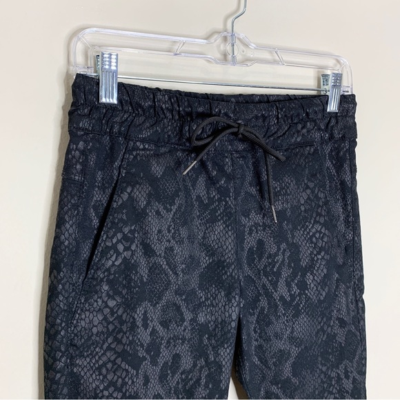 Bevy Flog Shely Black Python Drawstring Pants (Sz 24) Snake Print - Picture 4 of 15